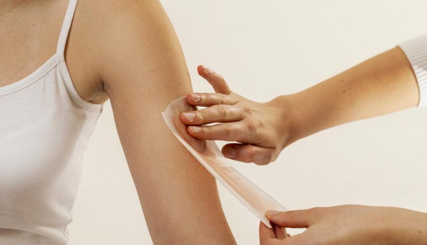 Spa in Gurgaon with extra services offering a relaxing body massage in a calm and hygienic wellness center.